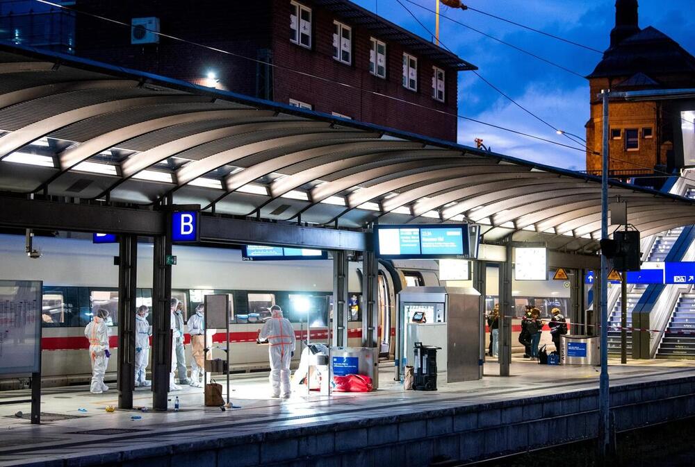 Al menos 17 heridos por una mujer con un cuchillo en Hamburgo