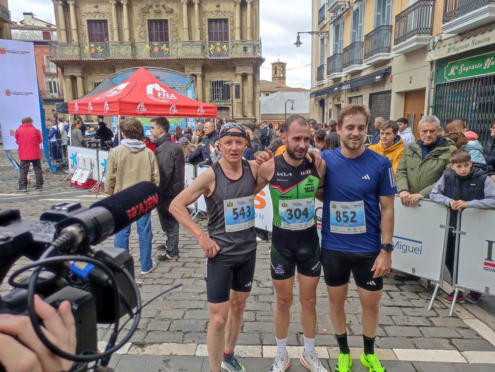 Acebedo y Velázquez ganan la Media Maratón Zubiri - Pamplona
