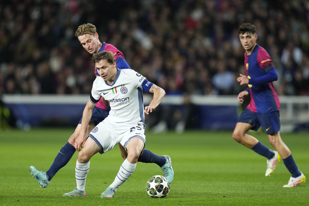 Barça e Inter firman un empate de altura y el Meazza decidirá
