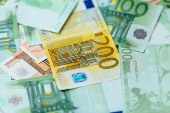 El PIB de la eurozona acelera su expansión al 0,4%