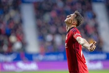 Osasuna niega un contacto del Real Madrid por Budimir