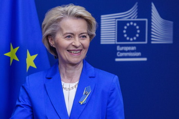 La Unión Europea aplaza 90 días los aranceles a EEUU