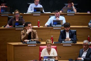 El Parlamento aprueba investigar las adjudicaciones de obras